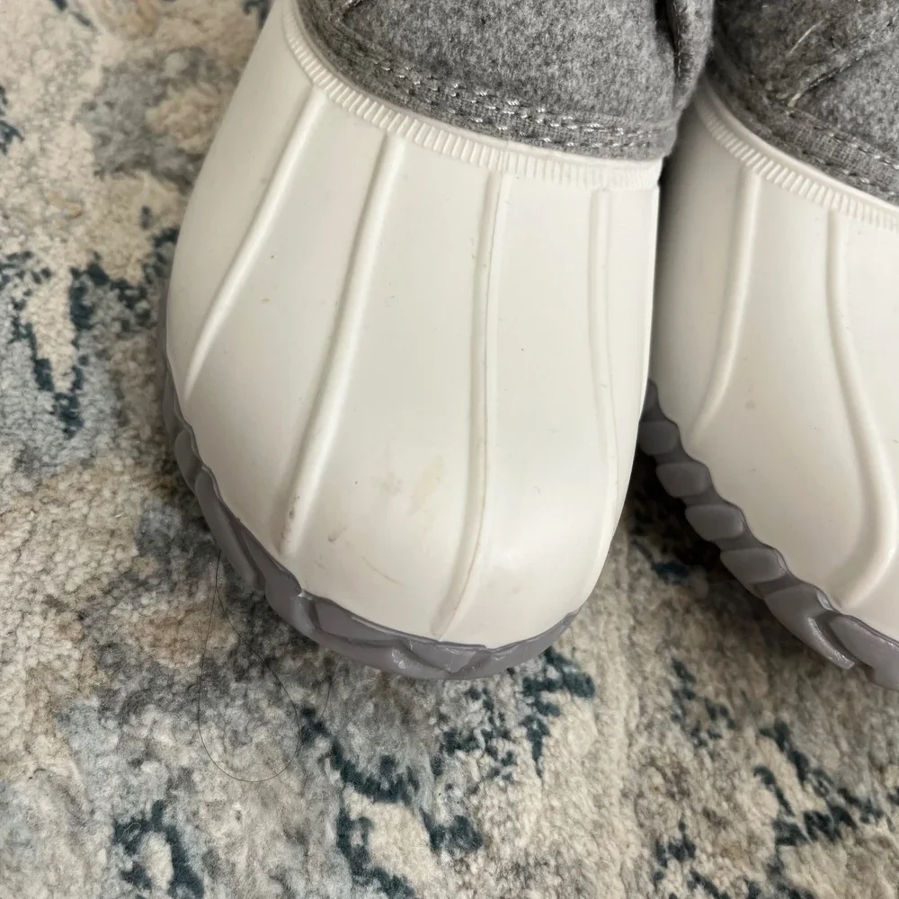 Nautica Wooley Womens Quilted Duck‎ Boots White Grey Size 7 Duck Boots